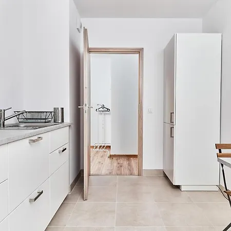 Apartamento Modern By Renters Breslavia